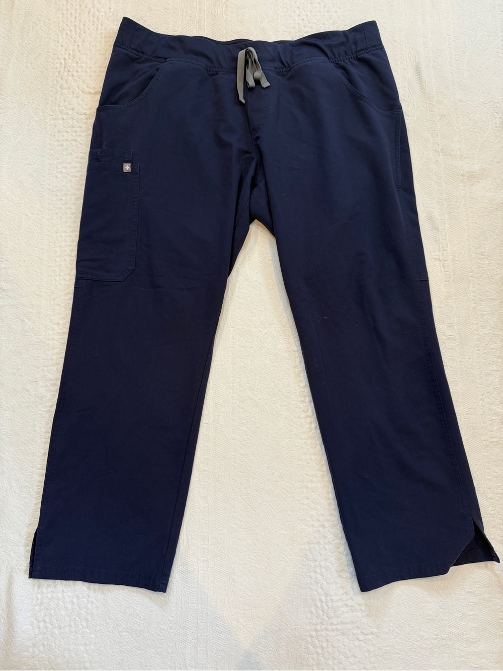 Figs Women’s Kade Straight Leg Cargo Scrub Pants Navy Blue Women’s XL